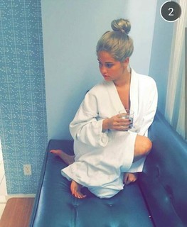 Debby Ryan feet photo thumbnail