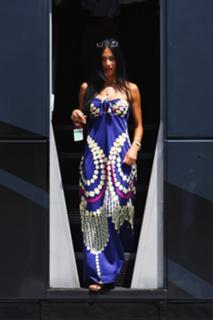 Nicole Scherzinger feet photo thumbnail
