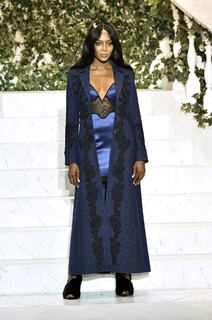 Naomi Campbell feet photo thumbnail