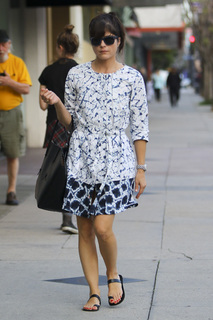 Selma Blair feet photo thumbnail