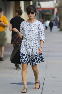 Selma Blair feet photo thumbnail