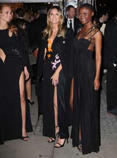 Heidi Klum feet photo thumbnail