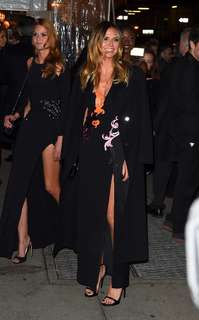 Heidi Klum feet photo thumbnail