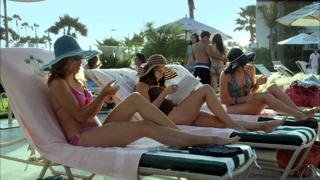 AnnaLynne McCord feet photo thumbnail
