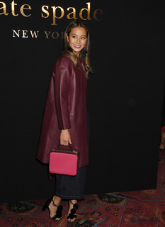 Jamie Chung feet photo thumbnail