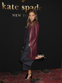 Jamie Chung feet photo thumbnail