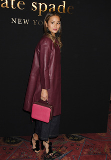 Jamie Chung feet photo thumbnail