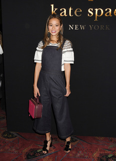 Jamie Chung feet photo thumbnail