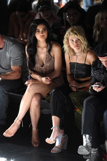 Kylie Jenner feet photo thumbnail