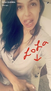 Vida Guerra feet photo thumbnail