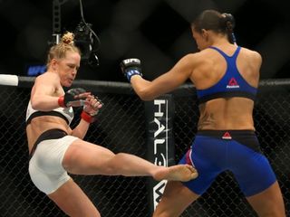 Holly Holm feet photo thumbnail