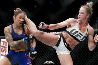 Holly Holm feet photo thumbnail