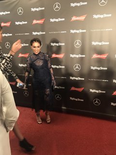 Alyssa Milano feet photo thumbnail