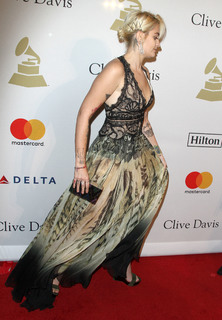 Paris Jackson feet photo thumbnail