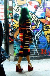 Rihanna feet photo thumbnail