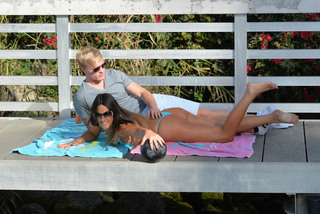 Claudia Romani feet photo thumbnail