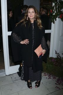 Drew Barrymore feet photo thumbnail