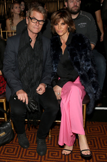 Lisa Rinna feet photo thumbnail