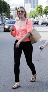 Amy Smart feet photo thumbnail