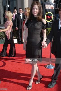 Mary-Louise Parker feet photo thumbnail