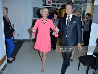Emma Thompson feet photo thumbnail