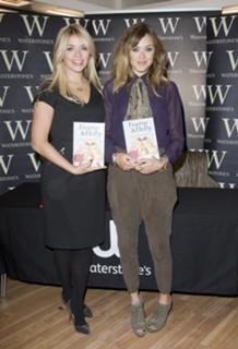Fearne Cotton feet photo thumbnail