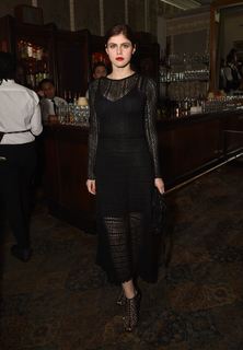Alexandra Daddario feet photo thumbnail