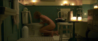 Naomi Watts feet photo thumbnail