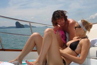 Bar Refaeli feet photo thumbnail