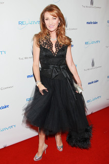 Jane Seymour feet photo thumbnail