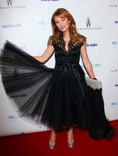 Jane Seymour feet photo thumbnail