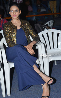 Rakul Preet Singh feet photo thumbnail