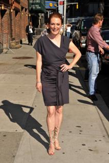 Julianne Moore feet photo thumbnail