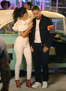 Camila Cabello feet photo thumbnail