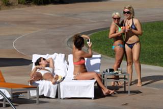 Myleene Klass feet photo thumbnail