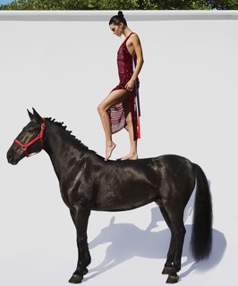 Kendall Jenner feet photo thumbnail
