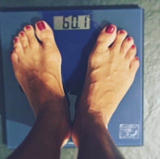 Veronica Maya feet photo thumbnail
