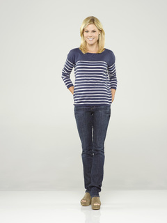 Julie Bowen feet photo thumbnail