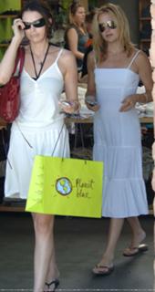 Kate Hudson feet photo thumbnail
