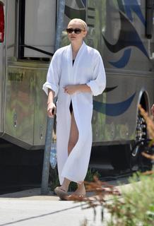 Chloë Grace Moretz feet photo thumbnail