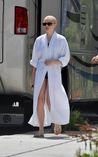 Chloë Grace Moretz feet photo thumbnail
