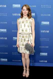 Emma Stone feet photo thumbnail