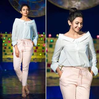 Rakul Preet Singh feet photo thumbnail