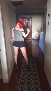 Carly Incontro feet photo 3