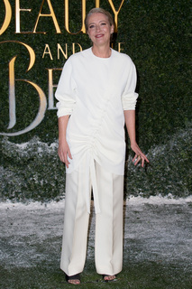 Emma Thompson feet photo thumbnail