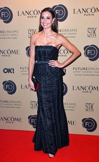 Melanie Sykes feet photo thumbnail