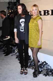 Kate Hudson feet photo thumbnail