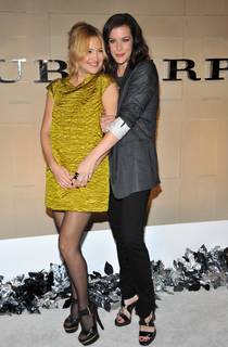 Kate Hudson feet photo thumbnail