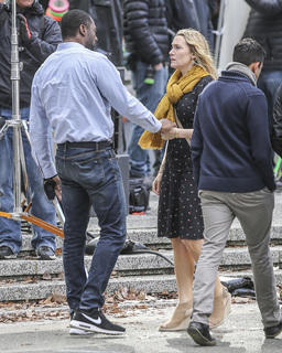 Kate Winslet feet photo thumbnail