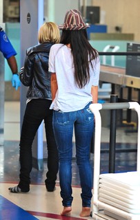 Megan Fox feet photo thumbnail